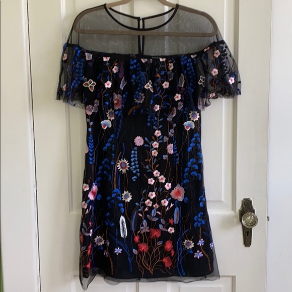 Tahari ASL embroidered mesh dress Size 2 - Picture 2 of 5